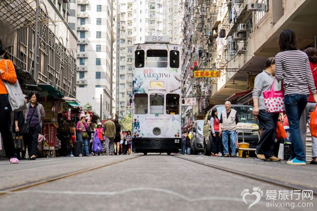 春秧街露天市场叮叮车